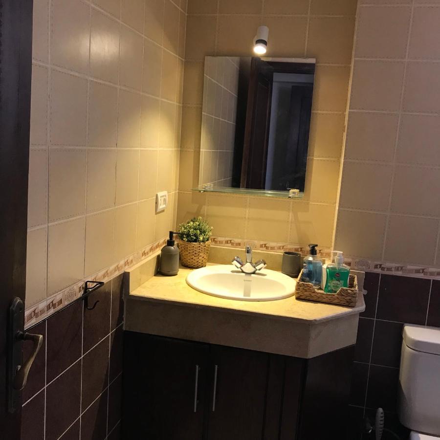 Chalet Marina Wadi Degla Families Only Pool View 2Nd Floor 6 Adults Ain Sukhna Exterior photo